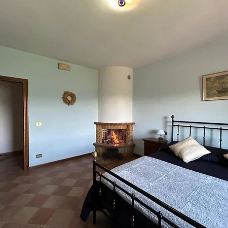 Il Castellare Con Alpaca Appartement